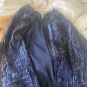 Topshop velvet blazer 
Size us 10